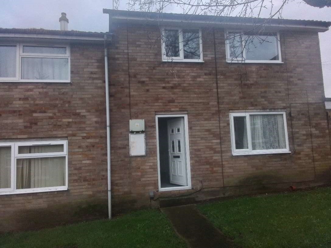 St Leger Property Details